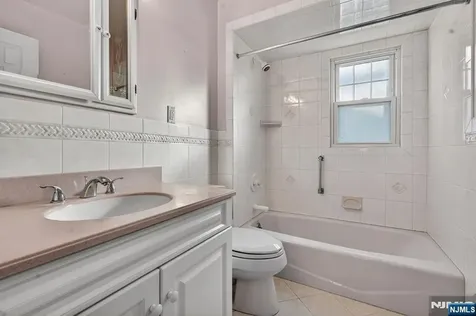 53 Patricia Place Clifton NJ 07012