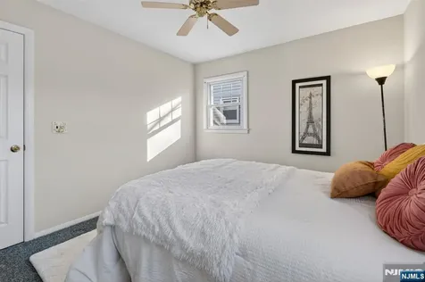 53 Patricia Place Clifton NJ 07012