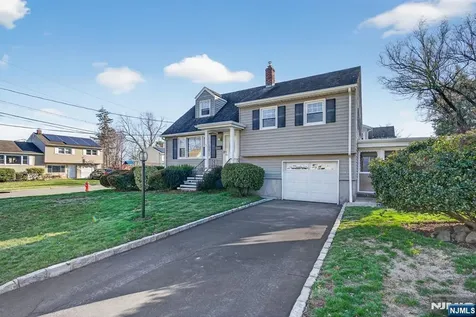 53 Patricia Place Clifton NJ 07012