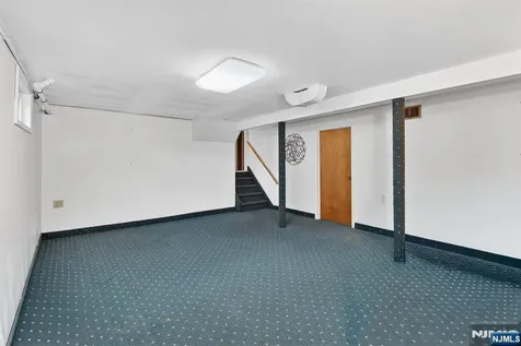 53 Patricia Place Clifton NJ 07012