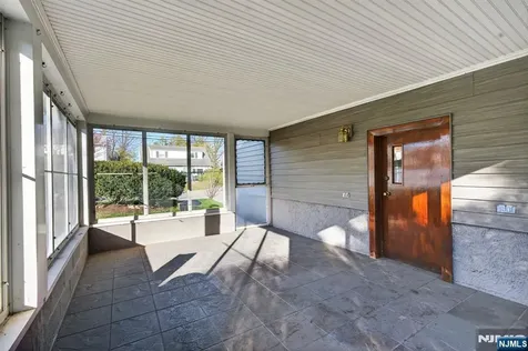 53 Patricia Place Clifton NJ 07012