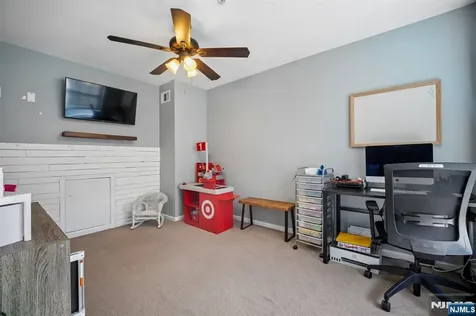 37 Mountainside Drive Pompton Lakes NJ 07442