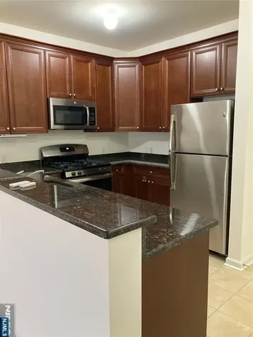 526 Bushes Lane Elmwood Park NJ 07407