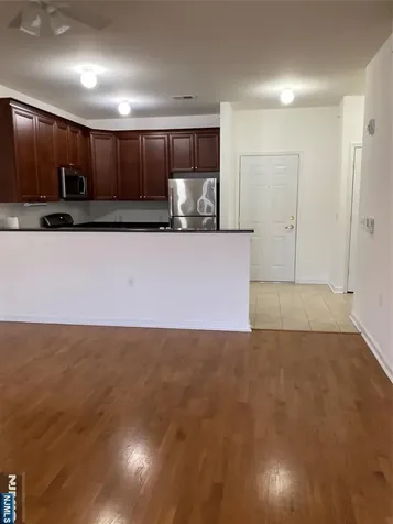 526 Bushes Lane Elmwood Park NJ 07407