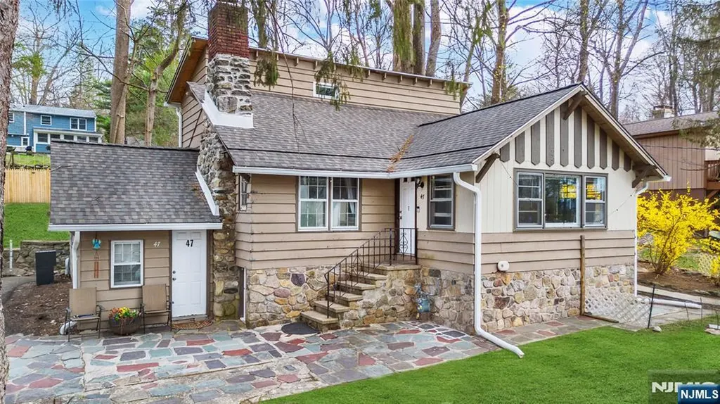 47 Hillside Road Sparta NJ 07871
