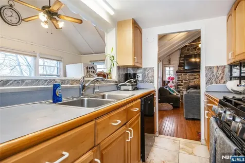 47 Hillside Road Sparta NJ 07871