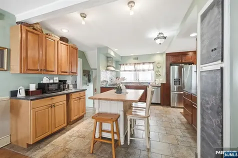 179 Buena Vista Avenue Hawthorne NJ 07506