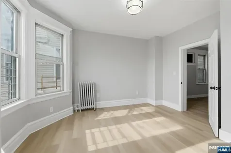 301 Ellis Avenue Irvington NJ 07111