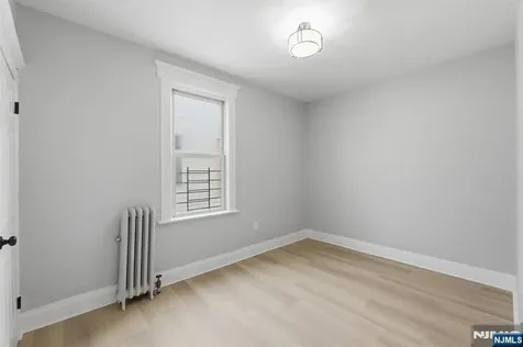 301 Ellis Avenue Irvington NJ 07111
