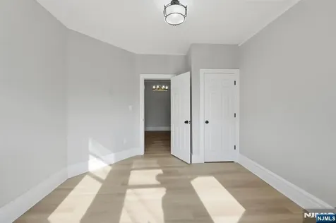 301 Ellis Avenue Irvington NJ 07111
