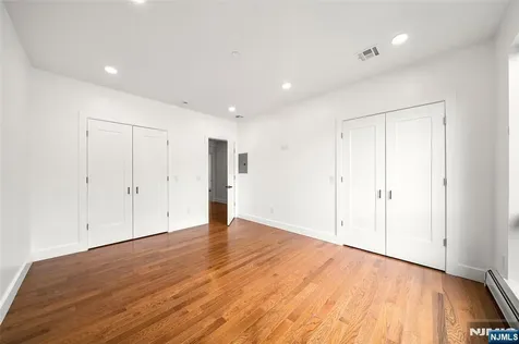 1456 River Road Edgewater NJ 07020