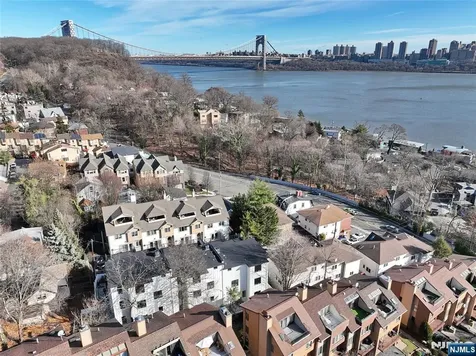 1456 River Road Edgewater NJ 07020