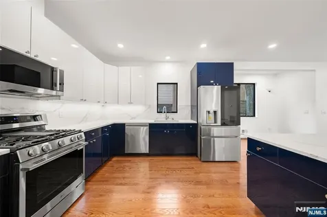 1456 River Road Edgewater NJ 07020