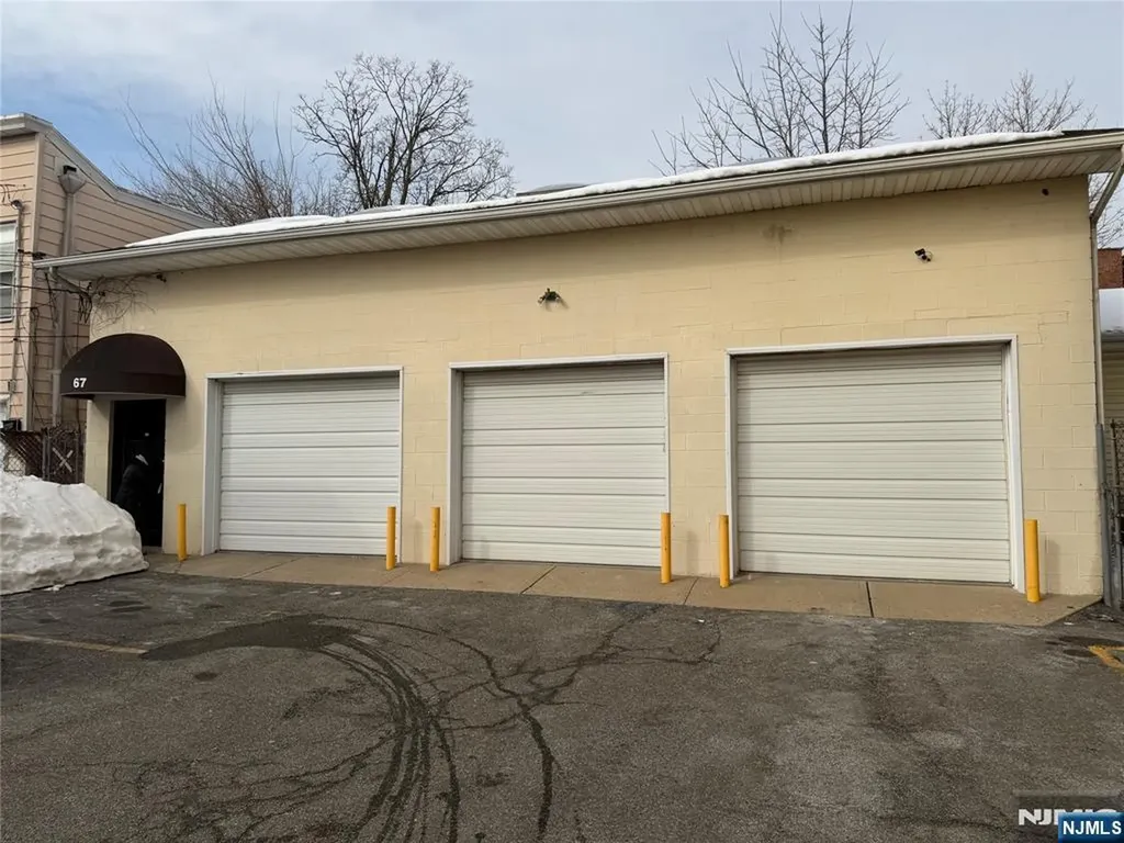 67 Farnham Avenue Garfield NJ 07026