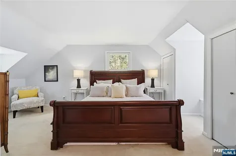 926 Lincoln Avenue Pompton Lakes NJ 07442