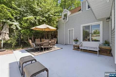 926 Lincoln Avenue Pompton Lakes NJ 07442