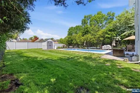 926 Lincoln Avenue Pompton Lakes NJ 07442