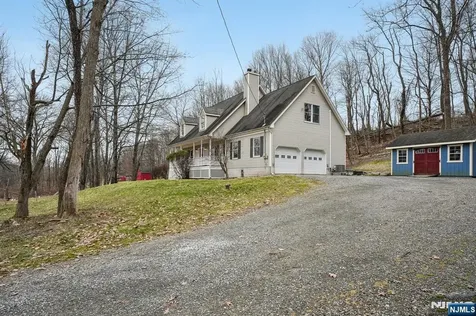 75 Mount Hermon Road Blairstown NJ 07825