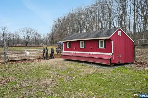 75 Mount Hermon Road Blairstown NJ 07825