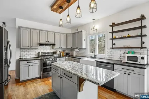 75 Mount Hermon Road Blairstown NJ 07825