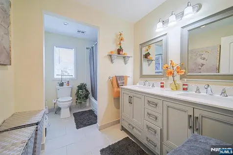 1003 Cumbermeade Road Fort Lee NJ 07024