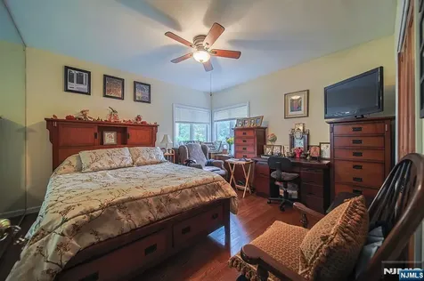1003 Cumbermeade Road Fort Lee NJ 07024