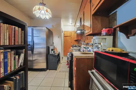 1003 Cumbermeade Road Fort Lee NJ 07024