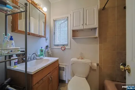 1003 Cumbermeade Road Fort Lee NJ 07024