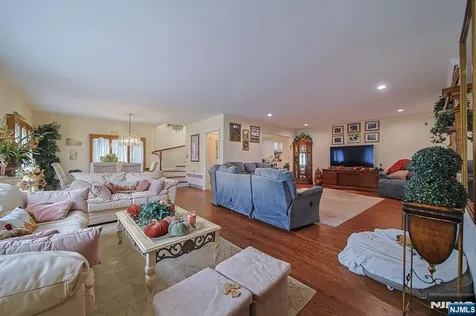 1003 Cumbermeade Road Fort Lee NJ 07024