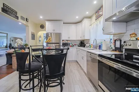 1003 Cumbermeade Road Fort Lee NJ 07024