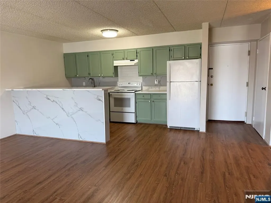 281 Park Street Hackensack NJ 07601