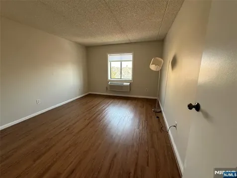 281 Park Street Hackensack NJ 07601