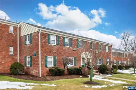 63 Roseland Avenue Caldwell NJ 07006
