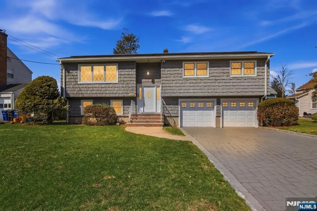 240 Ridge Road Cedar Grove NJ 07009