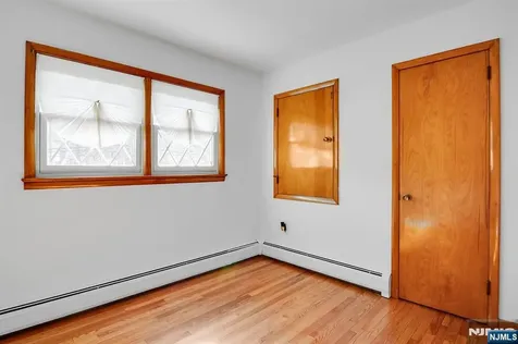 240 Ridge Road Cedar Grove NJ 07009