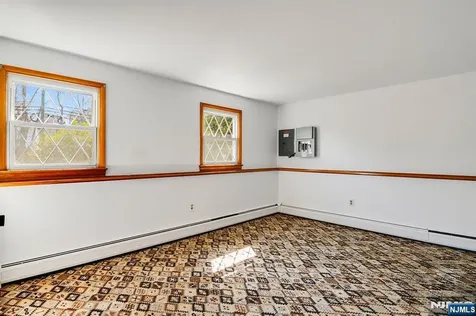 240 Ridge Road Cedar Grove NJ 07009