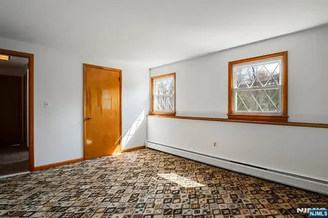 240 Ridge Road Cedar Grove NJ 07009