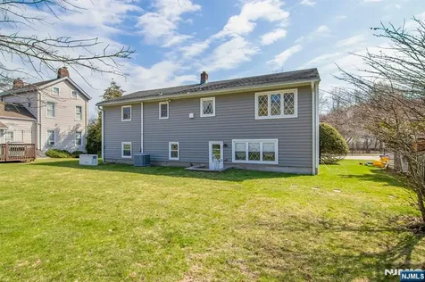 240 Ridge Road Cedar Grove NJ 07009
