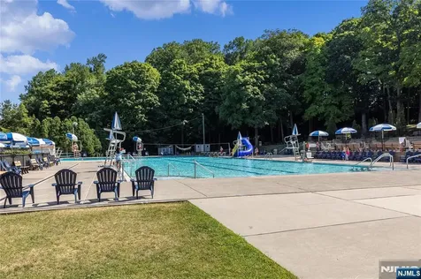 240 Ridge Road Cedar Grove NJ 07009