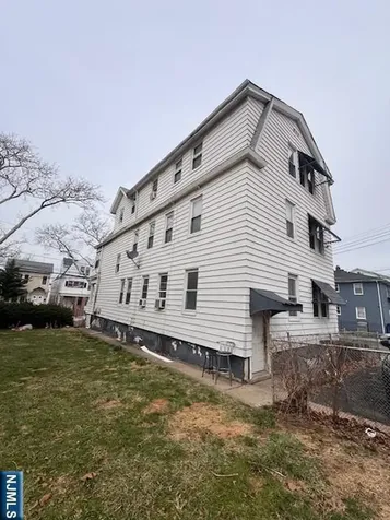 186 Linden Avenue Irvington NJ 07111