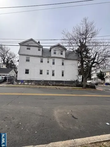186 Linden Avenue Irvington NJ 07111