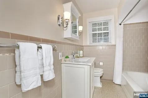 70 Ridge Road Glen Rock NJ 07452