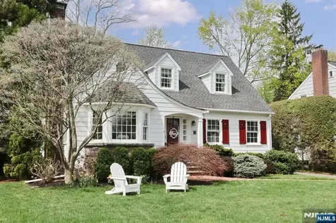 70 Ridge Road Glen Rock NJ 07452