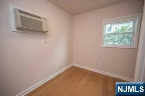 310 Union Street Carlstadt NJ 07072