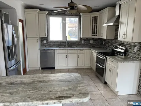 138 Pompton Avenue Verona NJ 07044