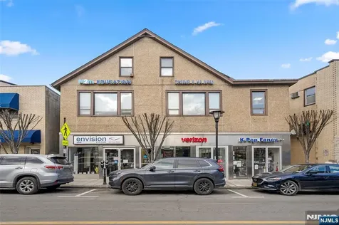 215 Main Street Fort Lee NJ 07024