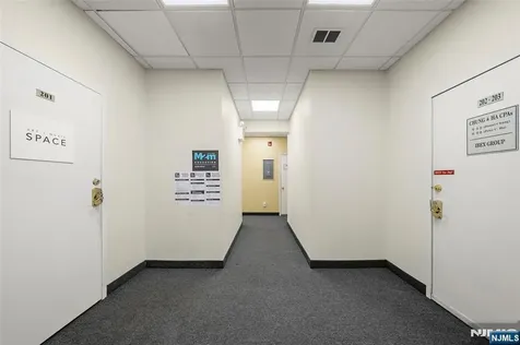 215 Main Street Fort Lee NJ 07024