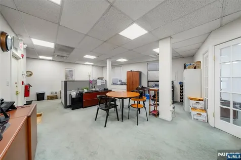 215 Main Street Fort Lee NJ 07024