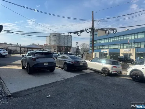 215 Main Street Fort Lee NJ 07024