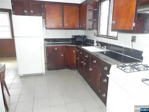 33 Center Street Little Ferry NJ 07643